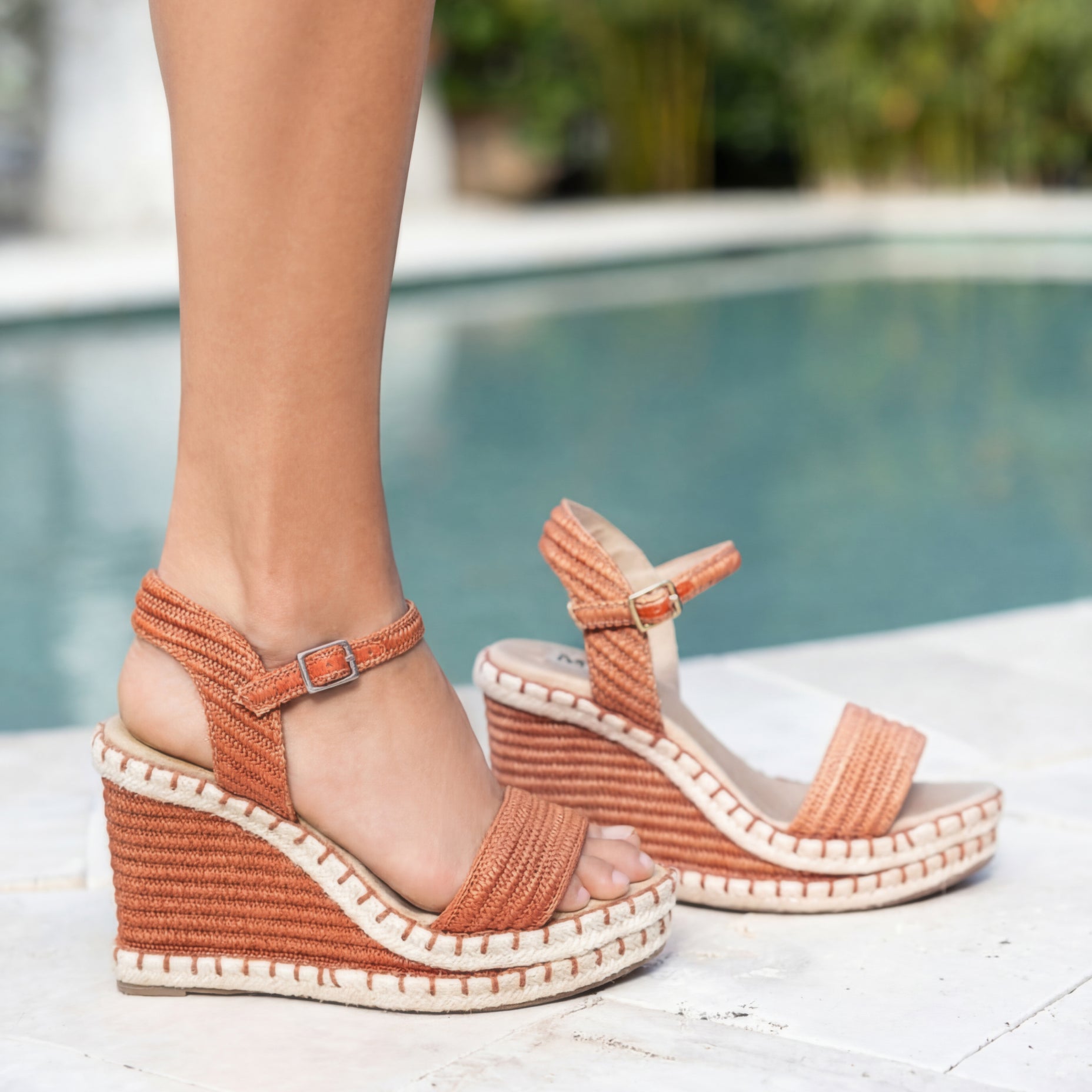 RUST RAFFIA
