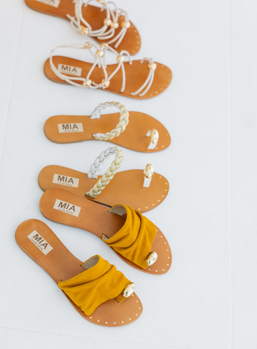 ZURIE - COGNAC – MIA Shoes